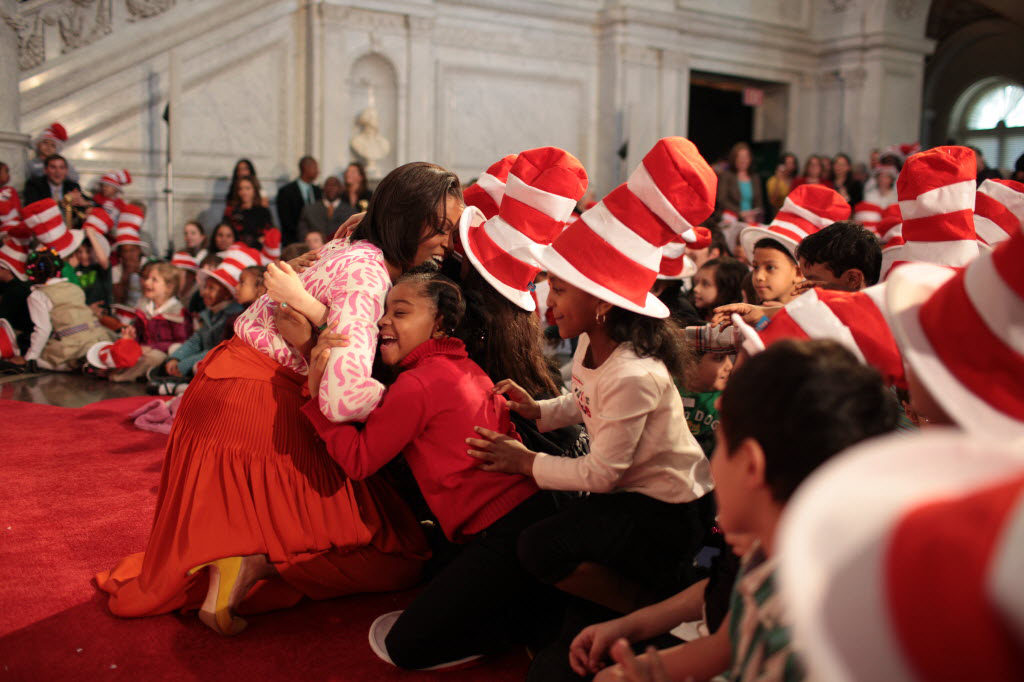Michelle Obama greets kids after reading Green Eggs and Ham - NAI: 148057682