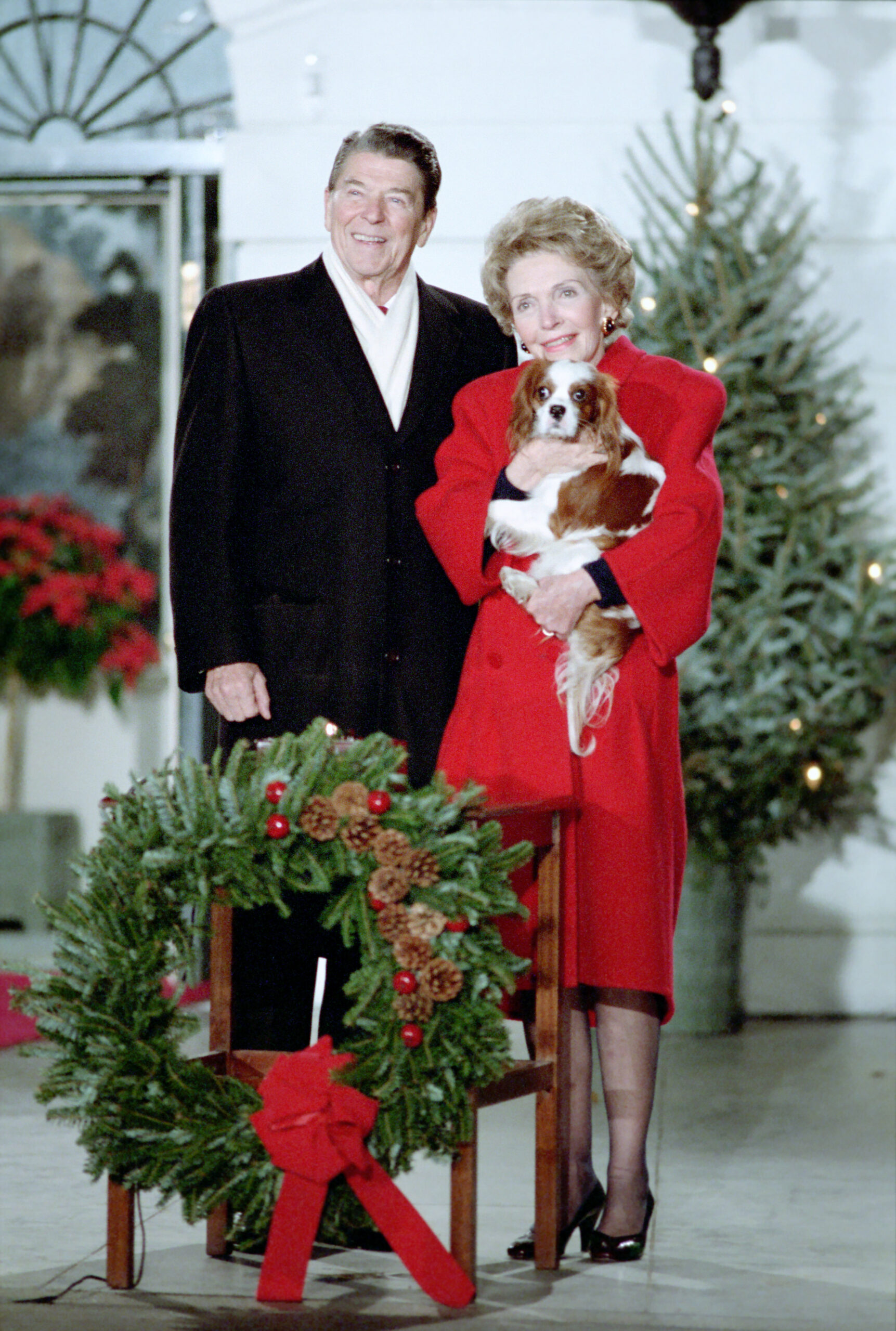Reagan, Nancy, and Rex at the 1985 tree lighting – National Archives Identifier: 75854519