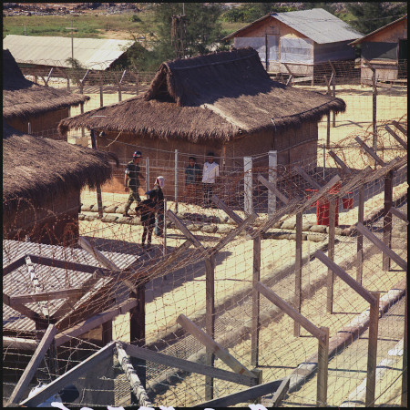 Americans hold North Vietnamese POWs at Chu Lai – National Archives Identifier: 530625