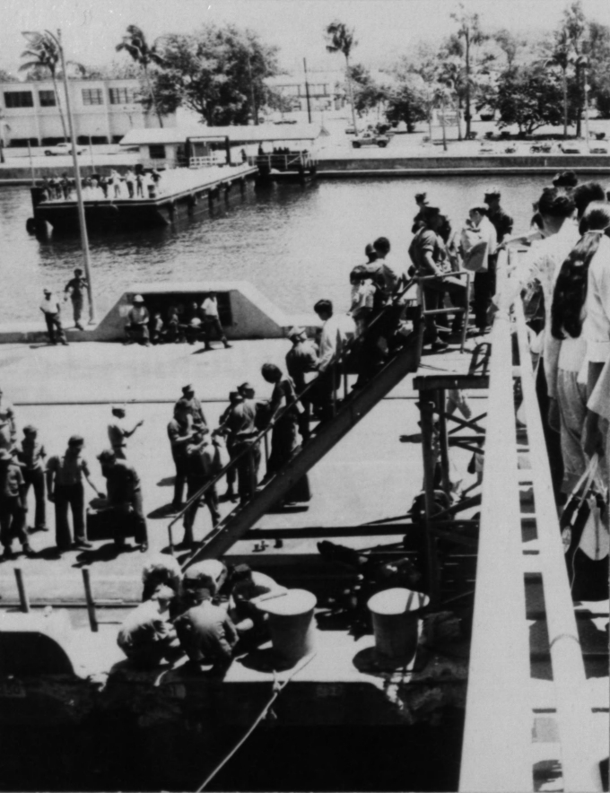 Evacuation from Saigon – National Archives Identifier: 26398249