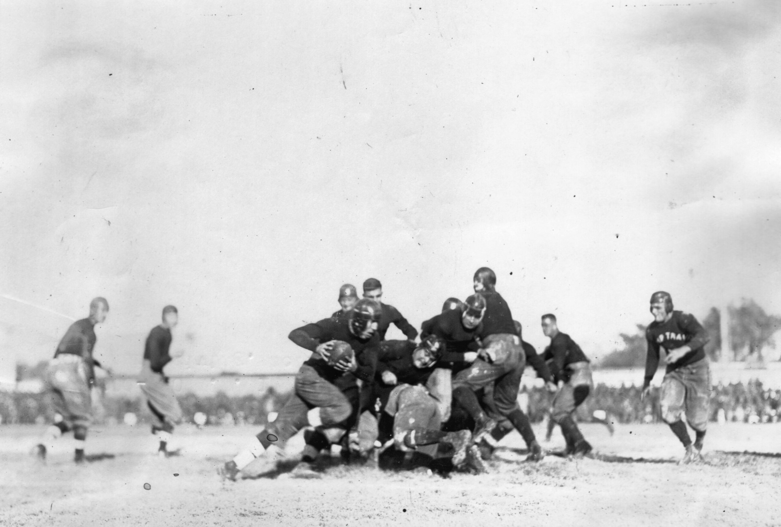 Former POWCamp Travis Thanksgiving game, 1918s cheer on their way home – National Archives Identifier: 532510