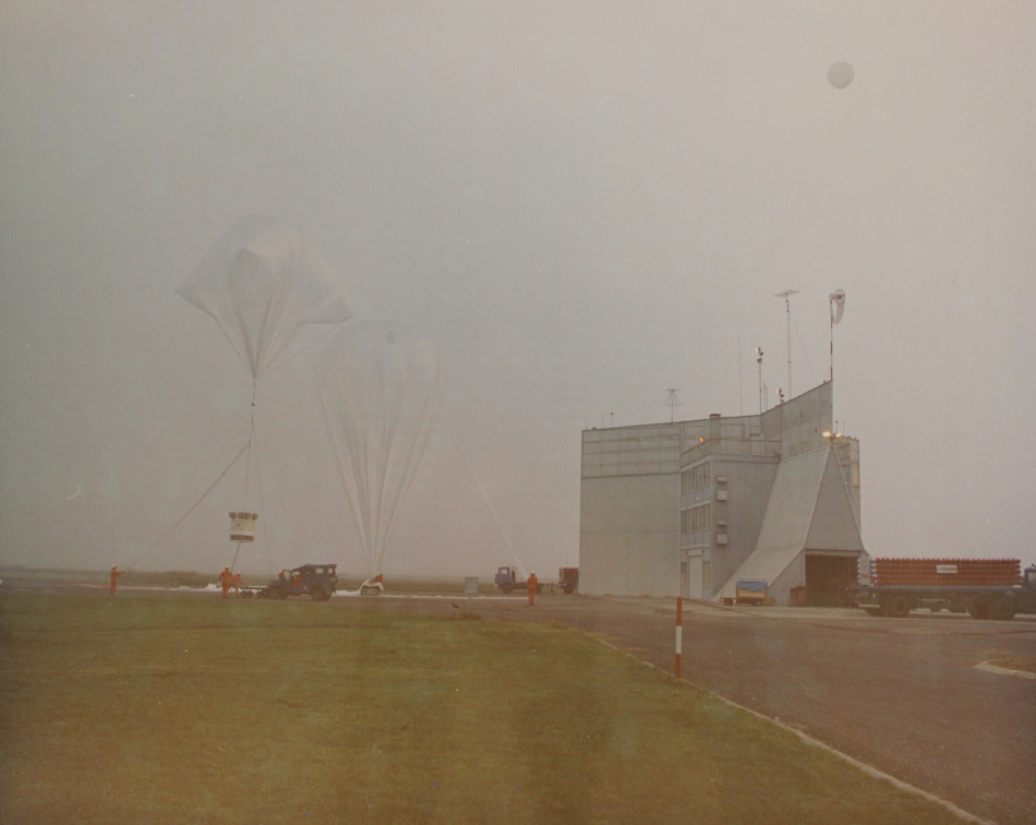 High altitude balloon testing 1971 – National Archives Identifier: 6882633