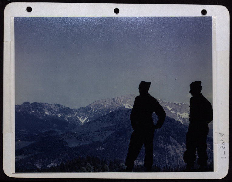 Gi’S Of The 101St Airborne Division’S 327Th Glider Infantry Regiment Look Out Over The Beautiful Bavarian Alps. (U.S. Air Force Number K3420) – National Archives Identifier: 205003161