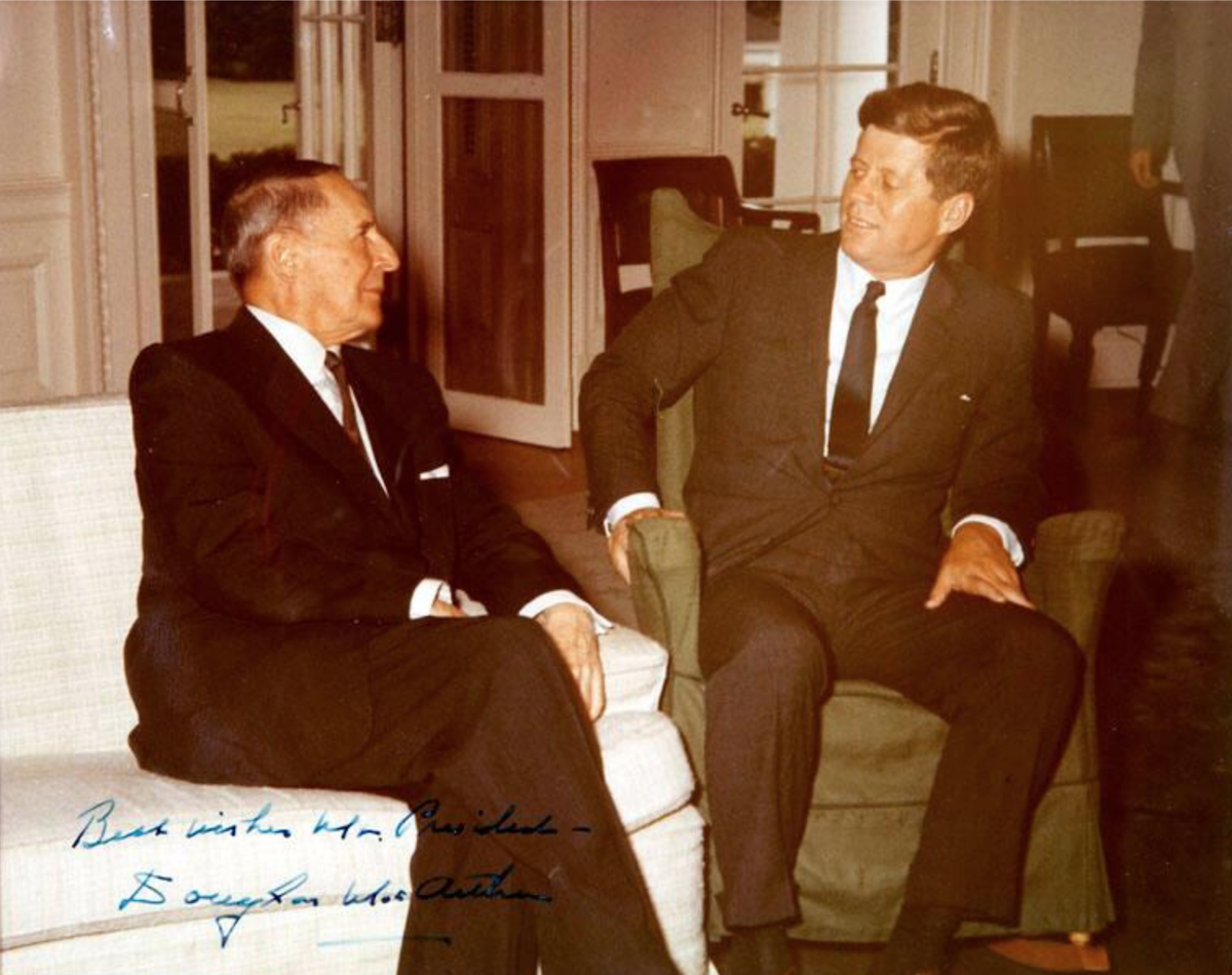 MacArthur meets with JFK, 1961 – Source: JFK Library